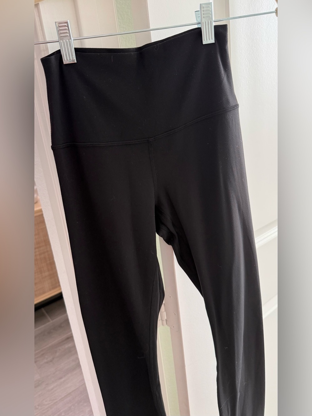 Black Lululemon Leggings - Picture 4 of 6